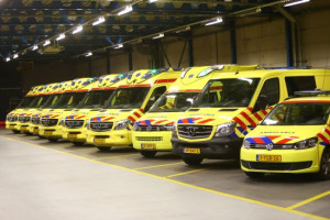 PvdA: zorgen over vele ambulanceritten op Nieuwemeerdijk