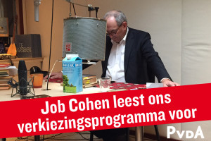 Job Cohen leest verkiezingsprogramma PvdA Noord-Holland voor