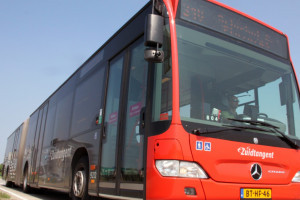 HOV en regionale bus over de kruisweg